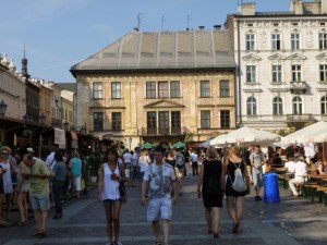 Straßenszene im jüdischen Viertel Krakaus (Kazimierz)